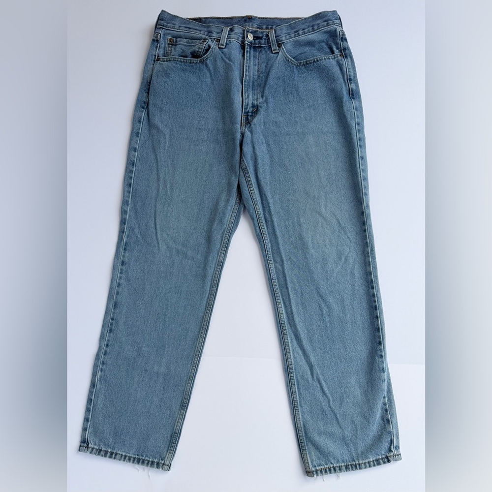 Men’s Levi’s 550 Denim Jeans Size 35x32 Please read full description 👍​